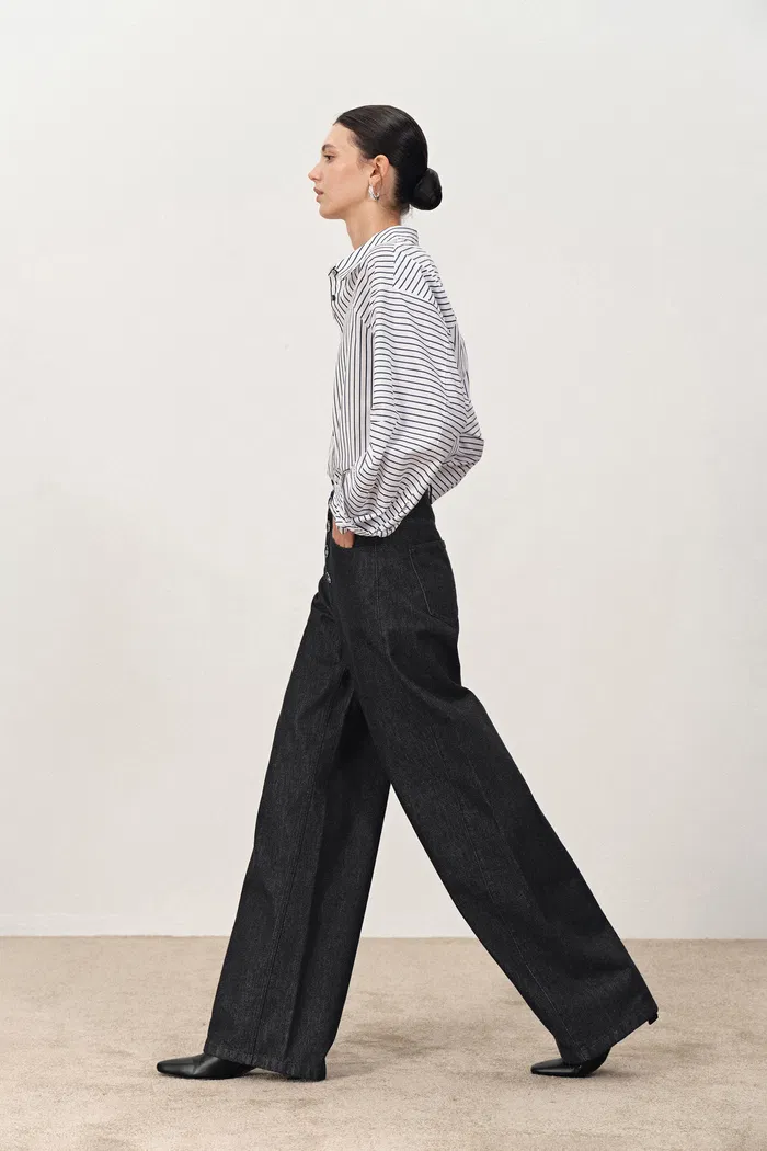 10008-yori-casual-wide-leg-jeans-in-cotton-denim-1.webp