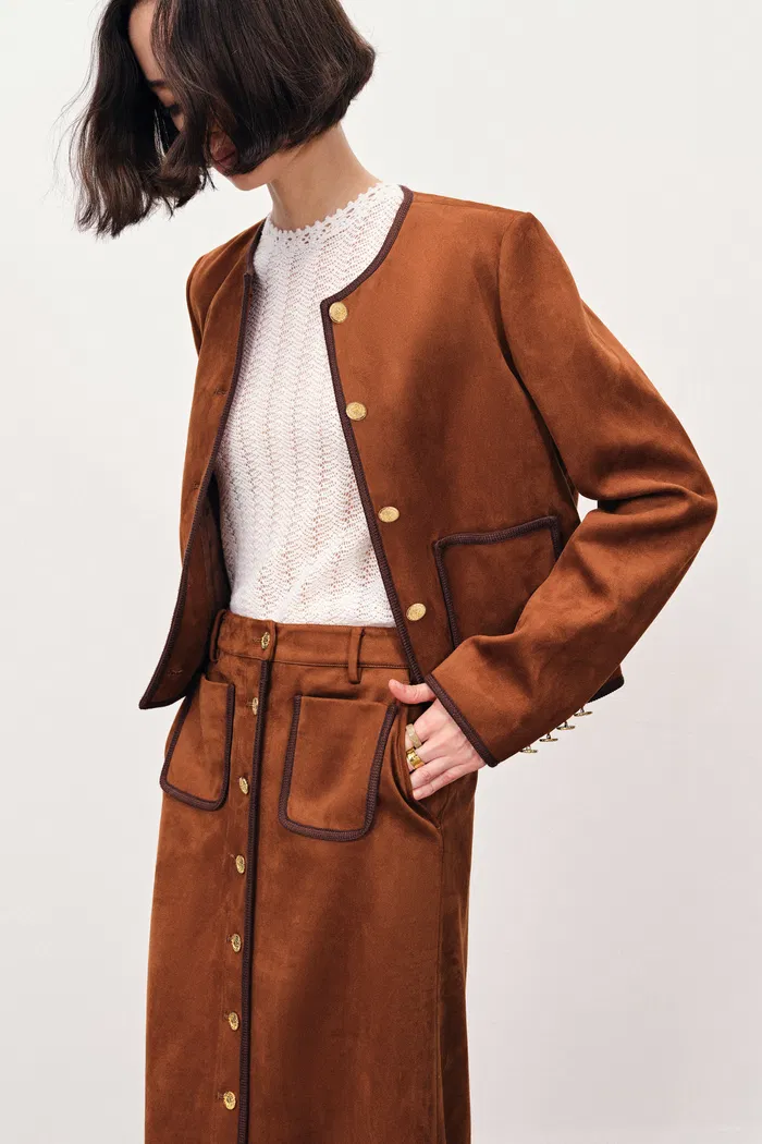10109-olivia-contrast-trim-jacket-in-faux-suede-1.webp