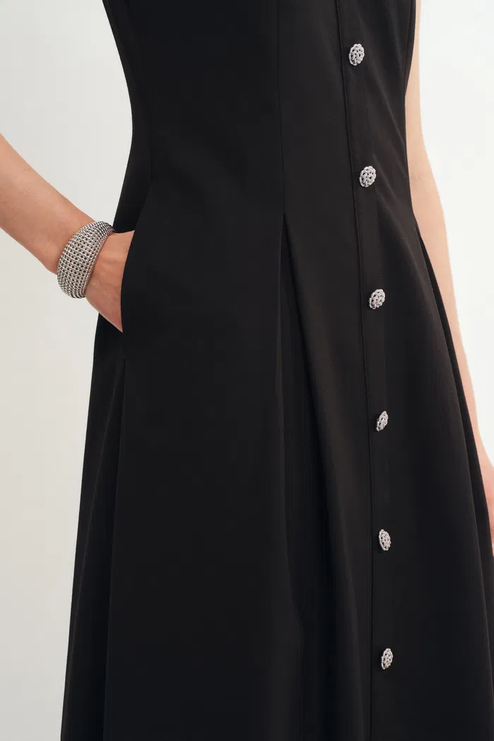 1022-bella-sleeveless-dress-1.webp