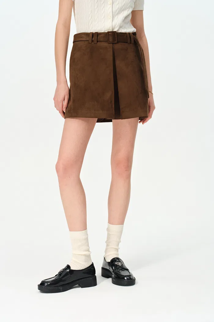 10253-clara-midi-skirt-in-premium-faux-suede-1.webp