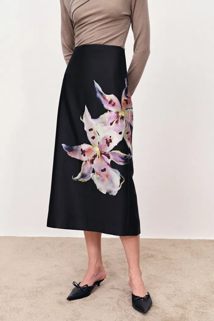 Miltonia Hand Painted Straight Skirt in Silk-Wool Satin