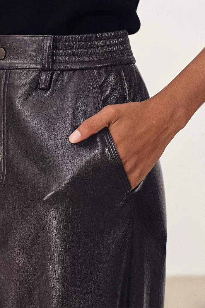 10299-nellie-elasticated-waist-wide-leg-trousers-in-protein-leather-1.webp