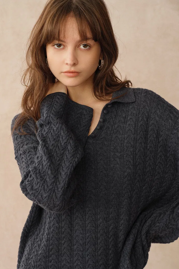 10391-miko-chunky-sweater-in-merino-wool-cable-knit-1.webp