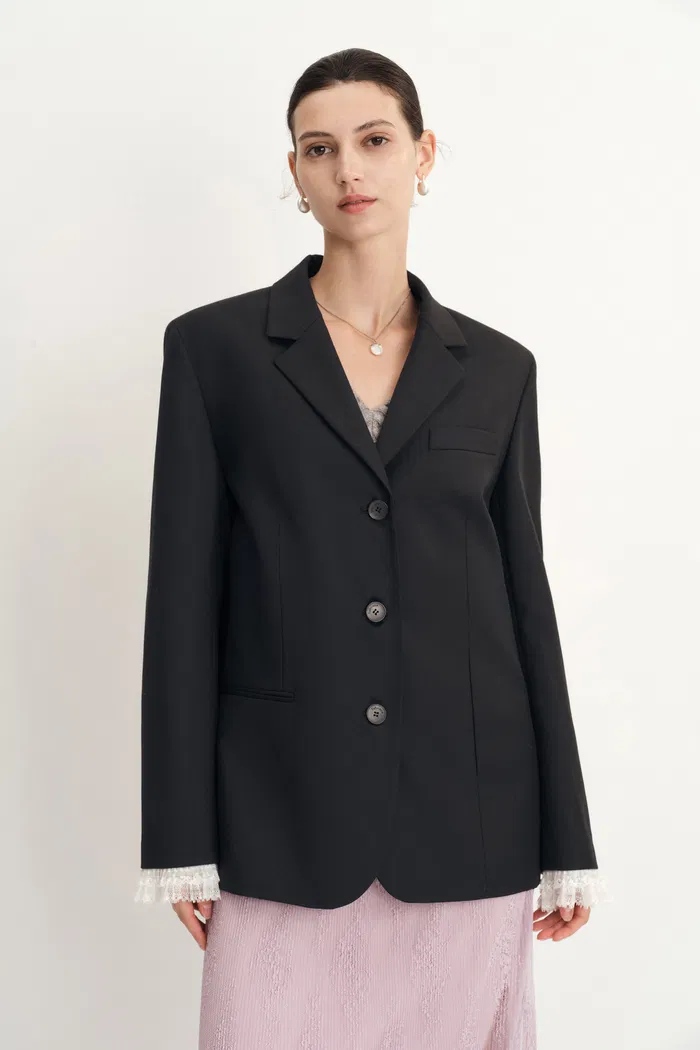 10503-eleanor-lace-cuff-blazer-in-ultrafine-australian-wool-1.webp