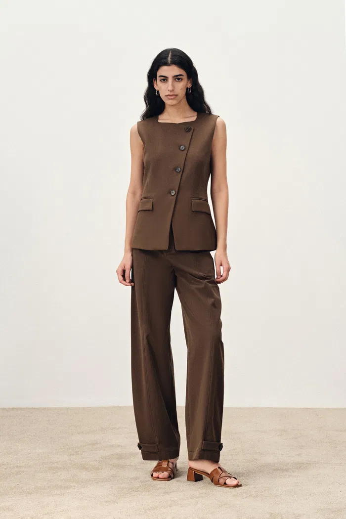 Claire Slanted Placket Sqaure Neck Sleeveless Vest Top in Lightweight Suiting