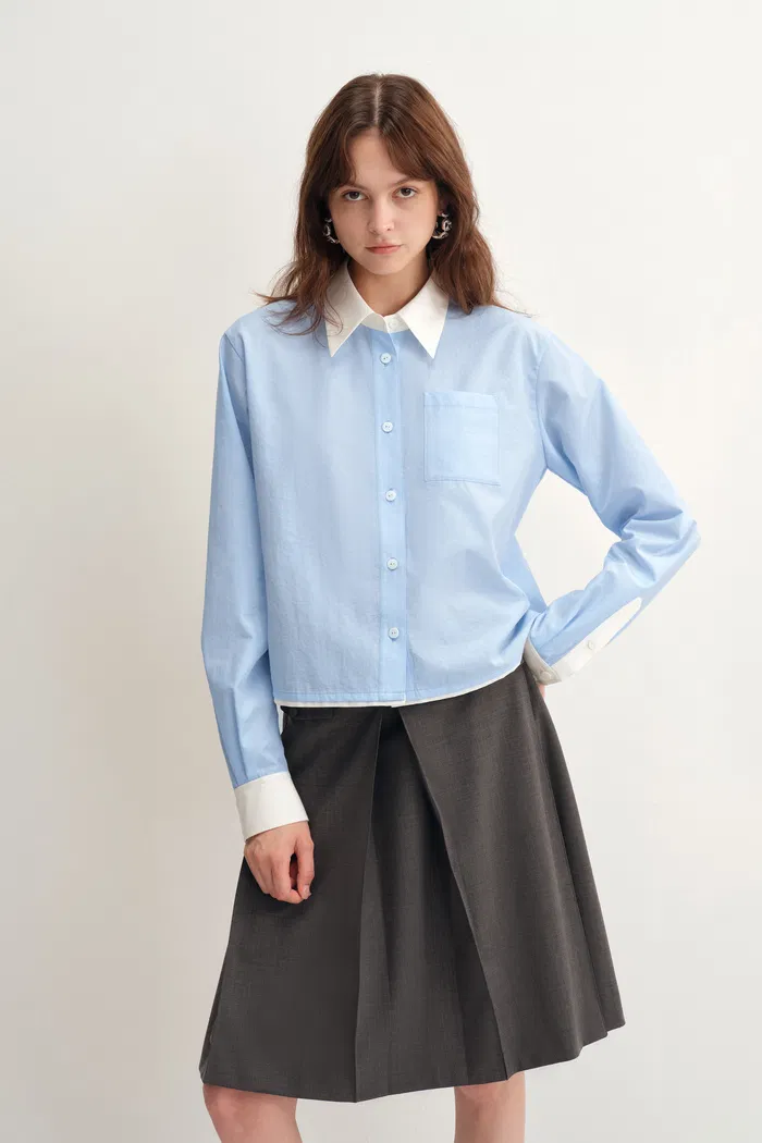 10573-xena-white-and-blue-contrast-shirt-in-cotton-micro-crepe-1.webp