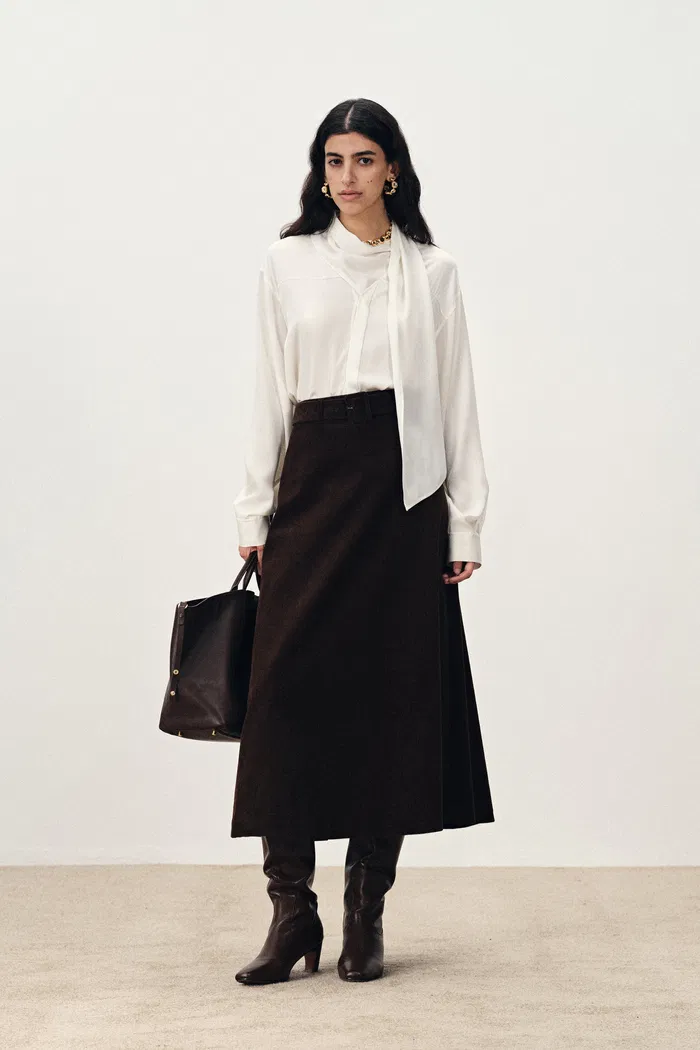 10595-charlotte-flowing-scarf-style-tie-blouse-in-silk-satin-1.webp
