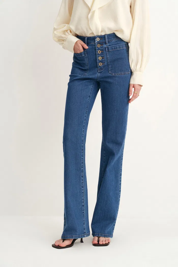 10601-sarah-five-button-bootcut-jeans-in-stretch-denim-1.webp