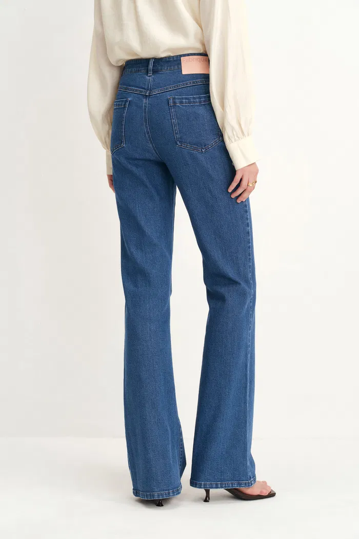 10601-sarah-five-button-bootcut-jeans-in-stretch-denim-1.webp