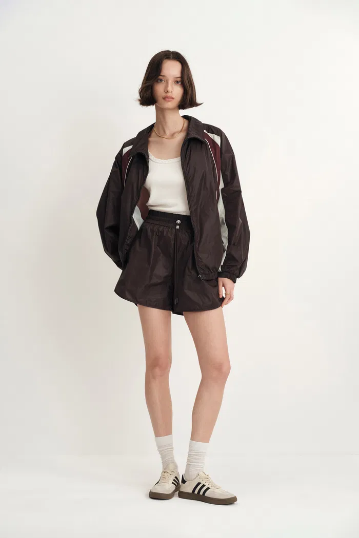 10609-kari-lightweight-windbreaker-jacket-and-shorts-matching-set-in-ultra-light-nylon-1.webp