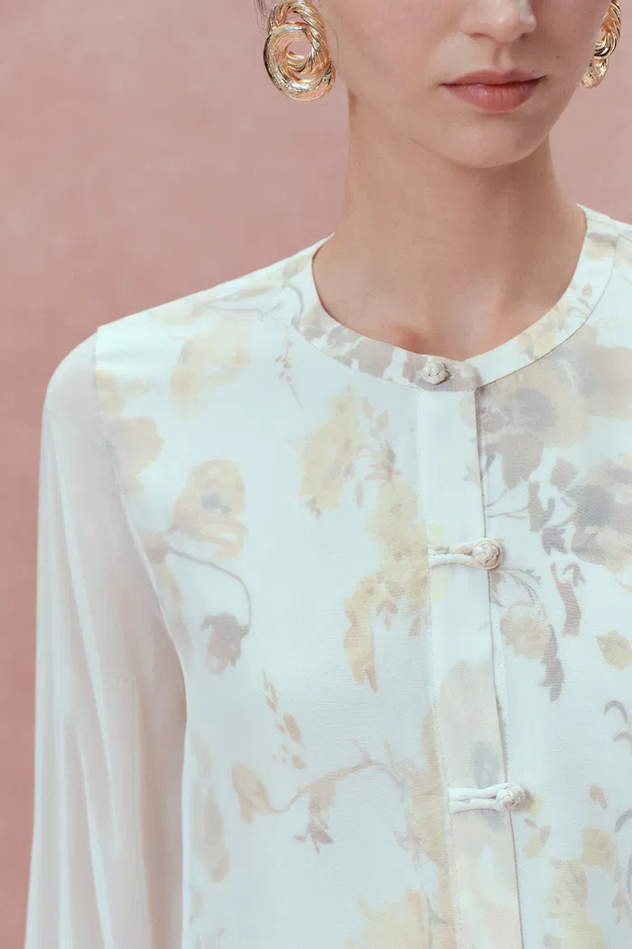 10617-aniyah-hand-painted-poppies-blouse-in-double-layer-silk-1.webp