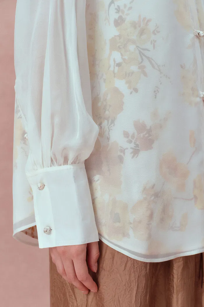 10617-aniyah-hand-painted-poppies-blouse-in-double-layer-silk-1.webp