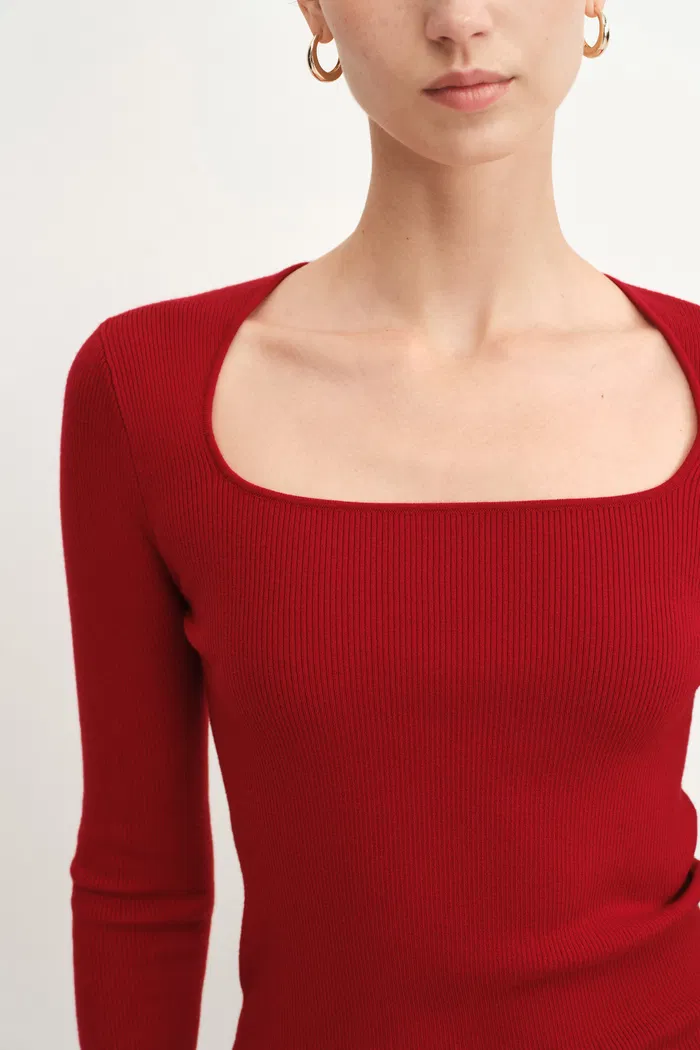 10631-etro-square-neck-sweater-in-merino-wool-knit-1.webp