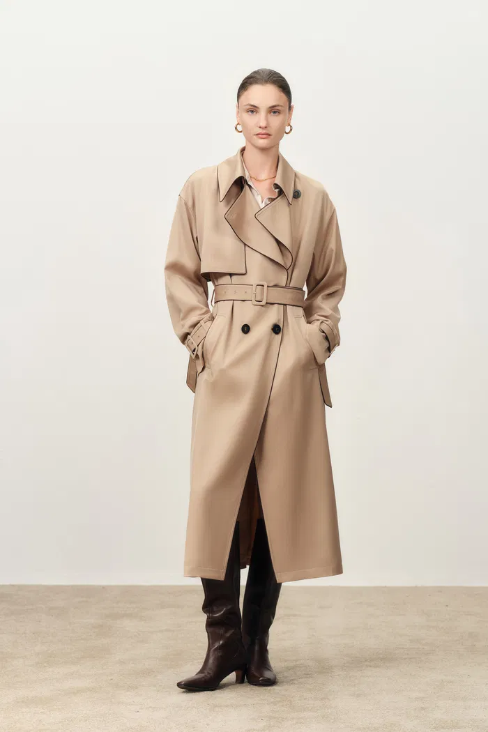 Anjea Single Breasted Trench Coat in Acetate-Wool Blend