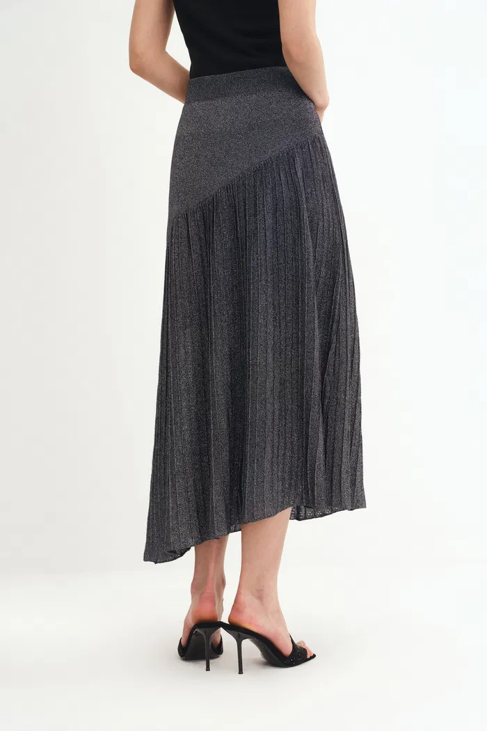 10677-hadley-slanted-hem-skirt-in-metallic-yarn-1.webp