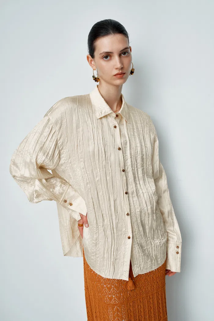 Chiara Crinkled Shirt and Pant Matching Set in Pleated Satin