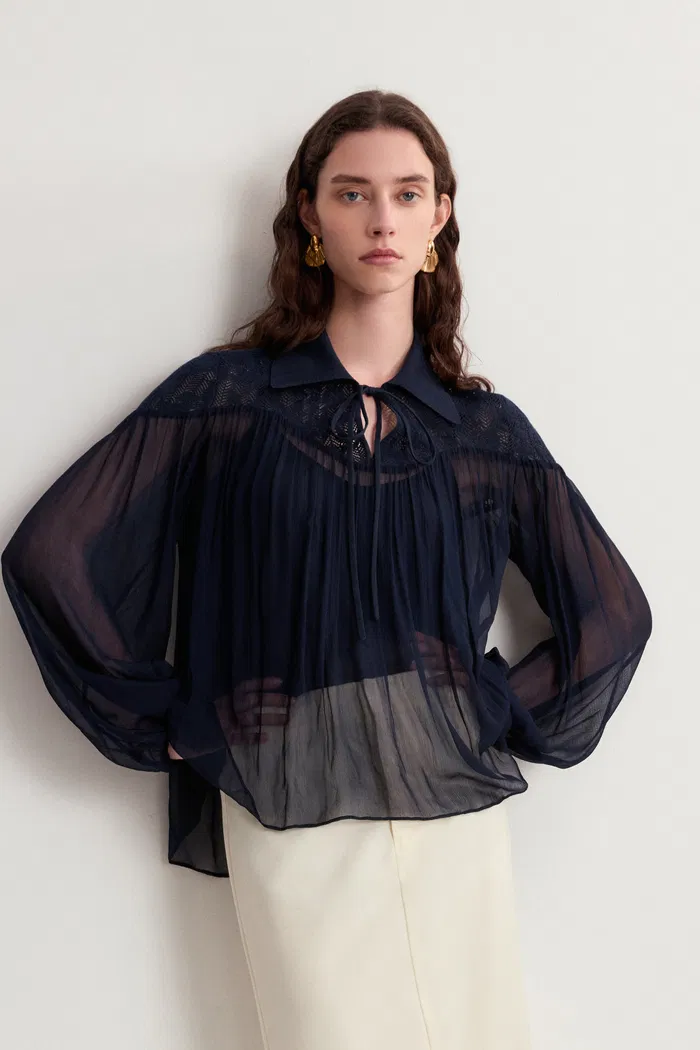10721-iris-lacework-blouse-in-crepe-georgette-1.webp