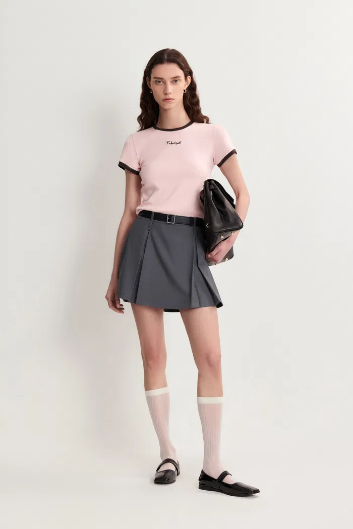 Emily Wren Pleated Mid Rise Skort in Fine Twill