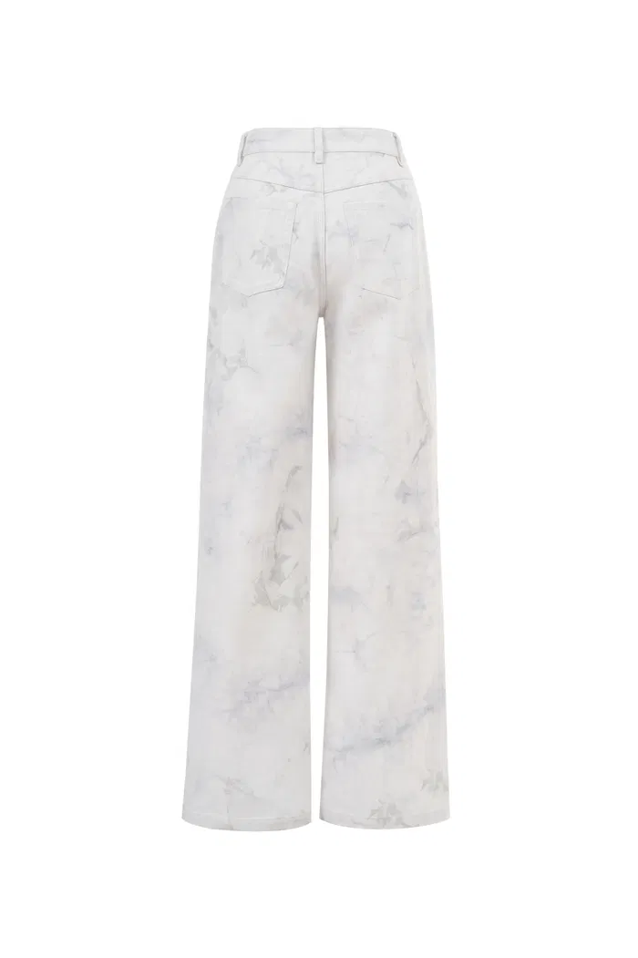 10890-amy-loose-straight-leg-jeans-in-cotton-denim-1.webp