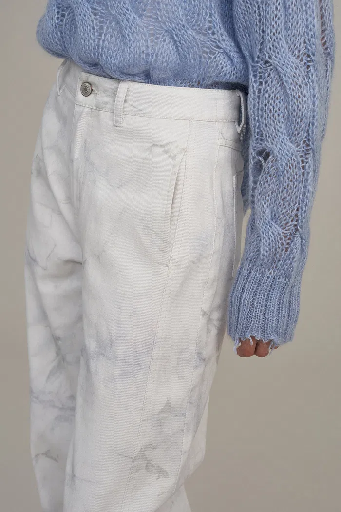 10890-amy-loose-straight-leg-jeans-in-cotton-denim-1.webp