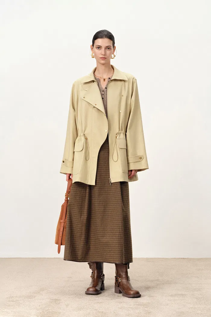 1090-nina-wrinkle-resistant-lapel-coat-jacket-in-cotton-trench-1.webp