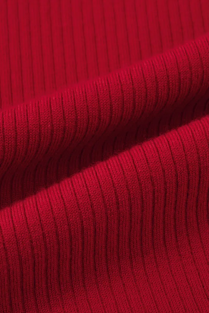 10920-basic-wool-knit-fitted-sweater-1.webp