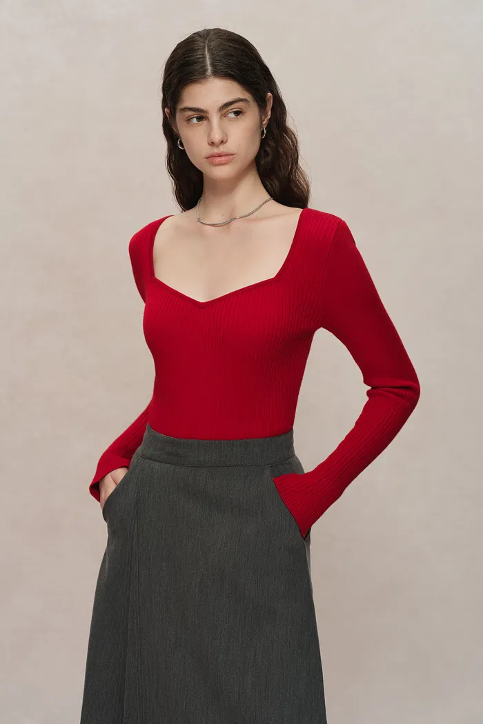 10920-basic-wool-knit-fitted-sweater-1.webp