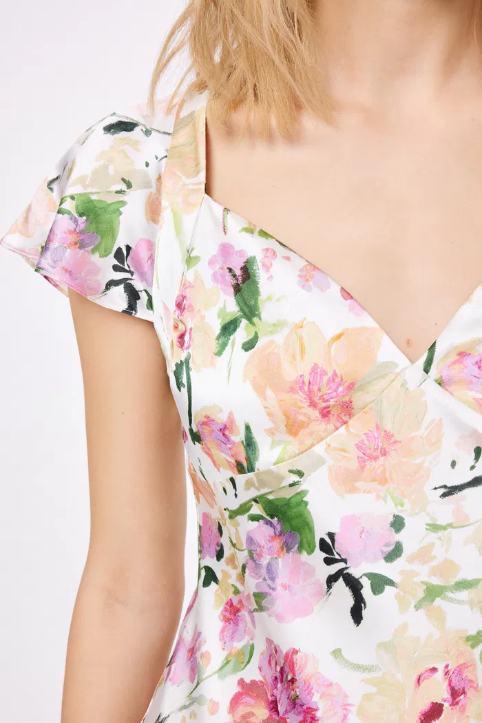 11008-corrine-flutter-sleeves-dress-in-silk-viscose-1.webp