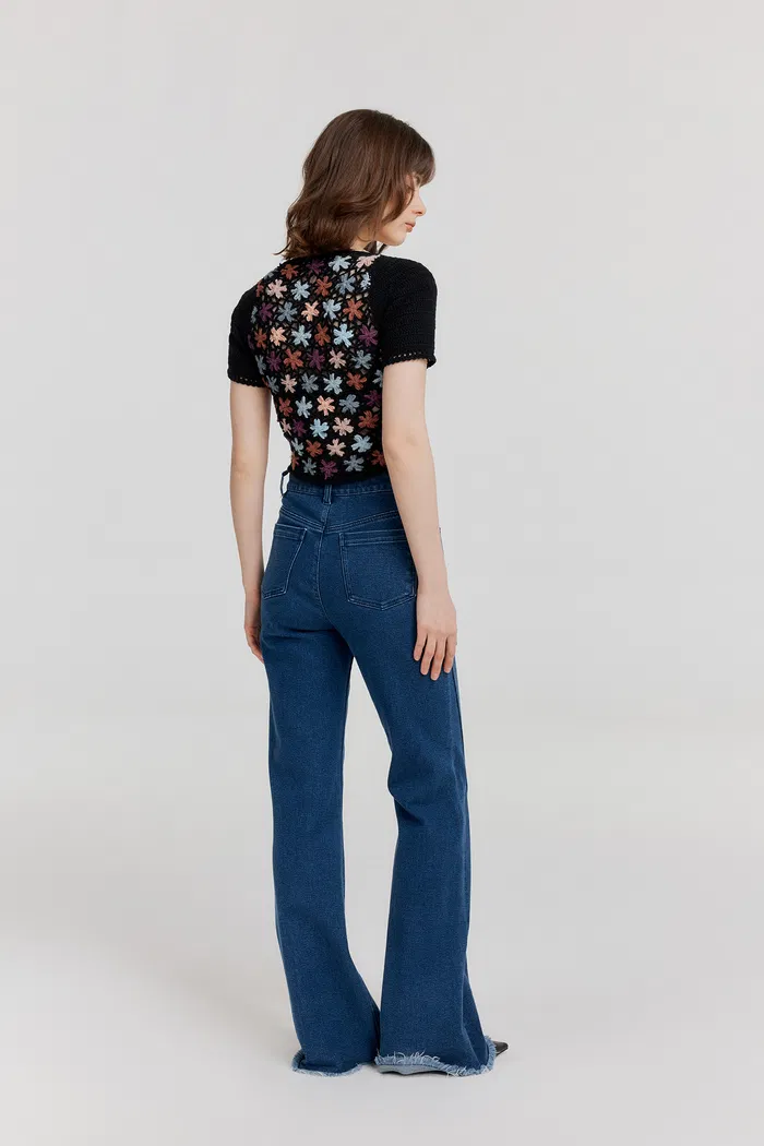 11107-daisy-handcrafted-flora-crochet-top-in-cotton-knit-1.webp