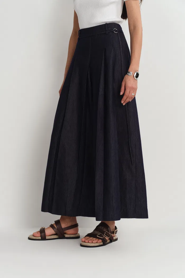 1121-mignon-mid-rise-wide-leg-culottes-in-lyocell-denim-1.webp