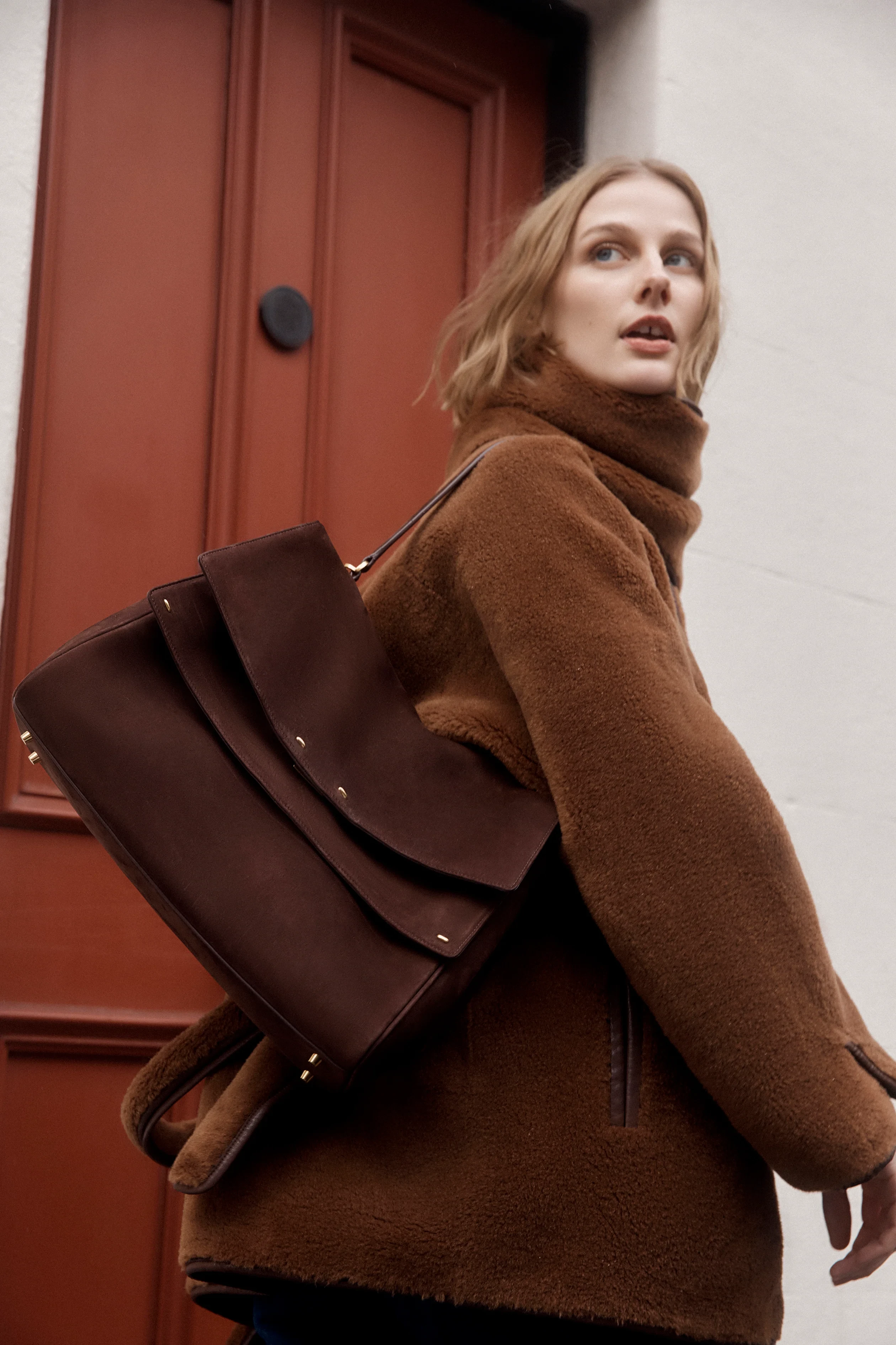 11696-rialto-double-flap-handbag-in-top-grain-nubuck-leather-1.webp