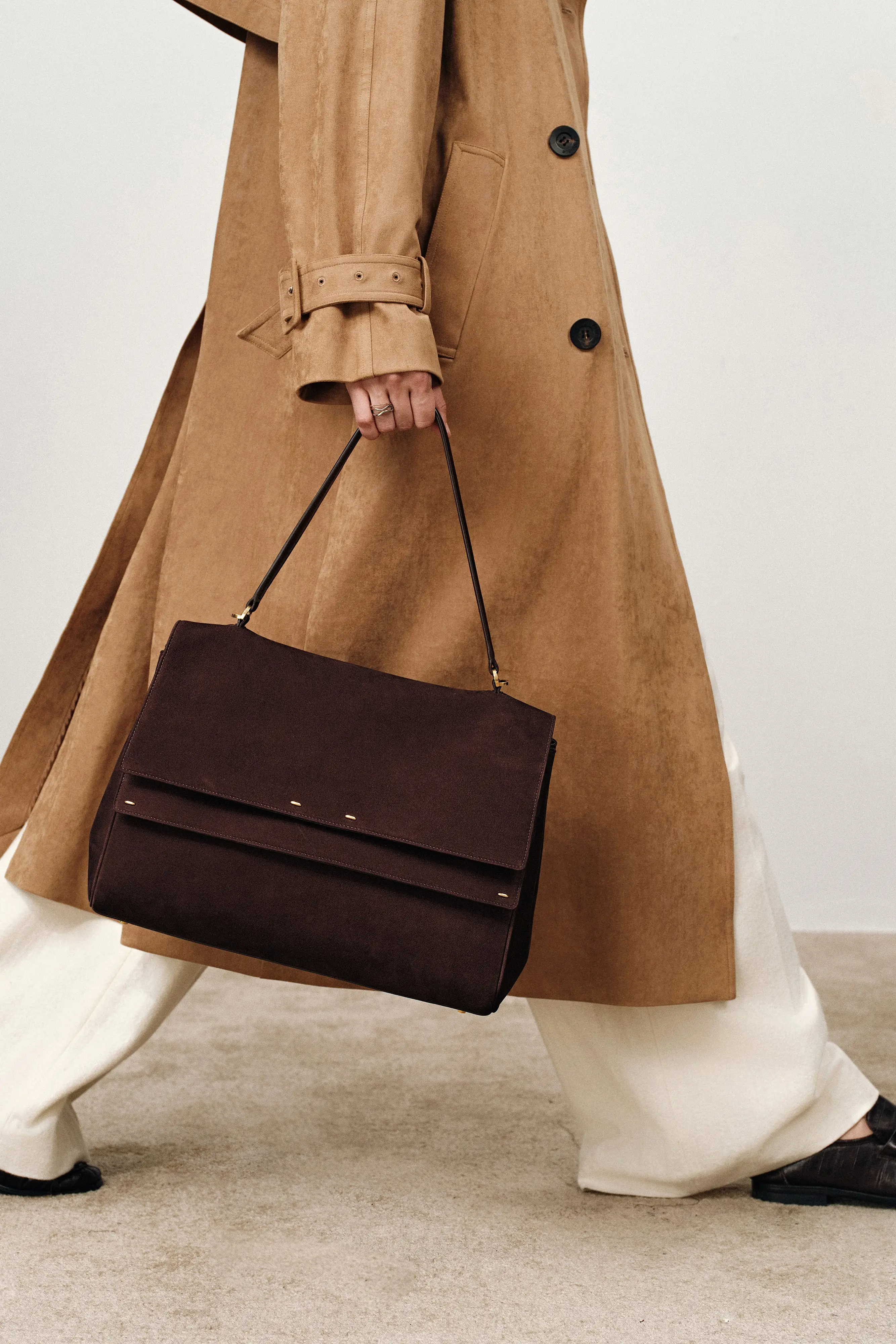 11696-rialto-double-flap-handbag-in-top-grain-nubuck-leather-1.webp