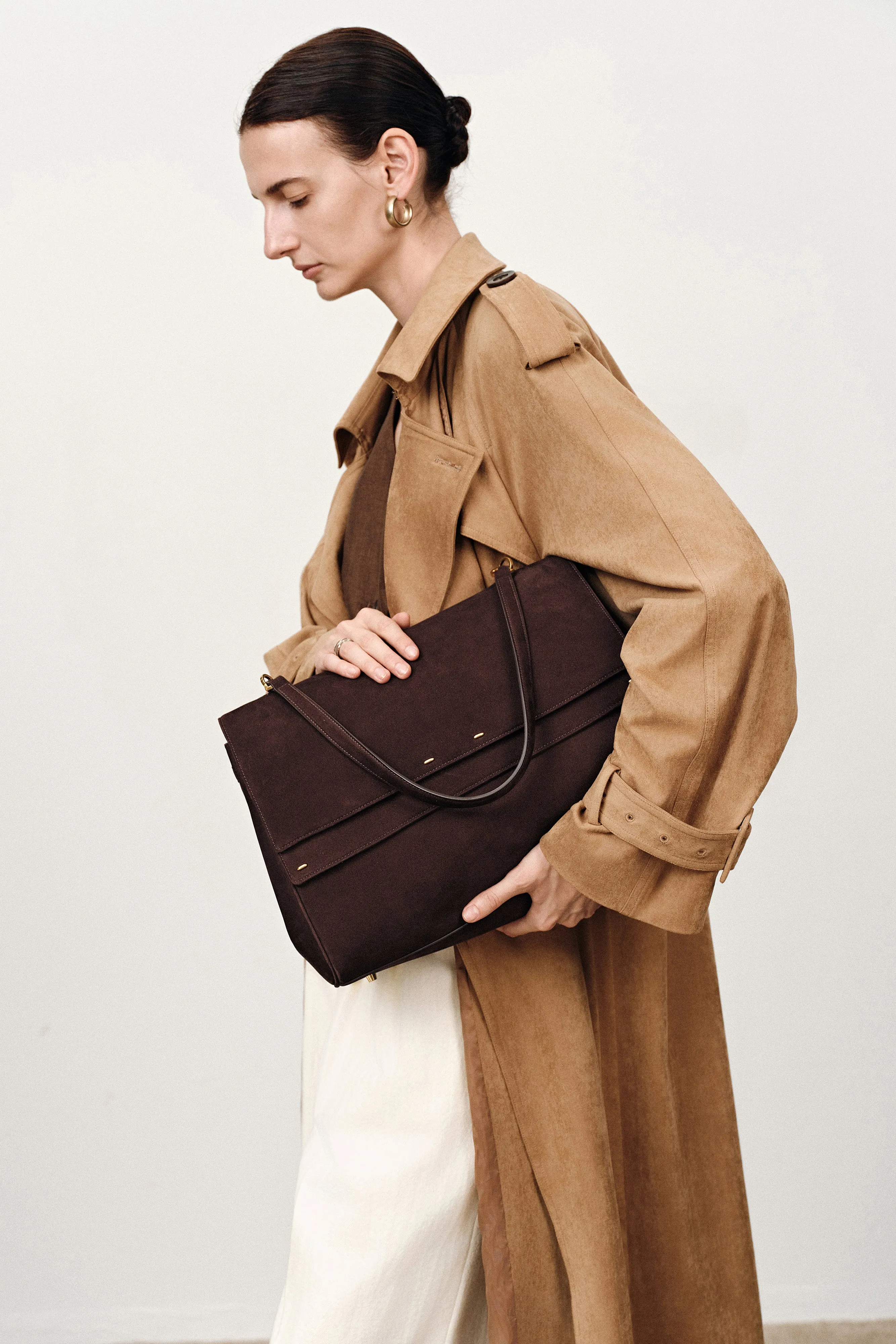 11696-rialto-double-flap-handbag-in-top-grain-nubuck-leather-1.webp