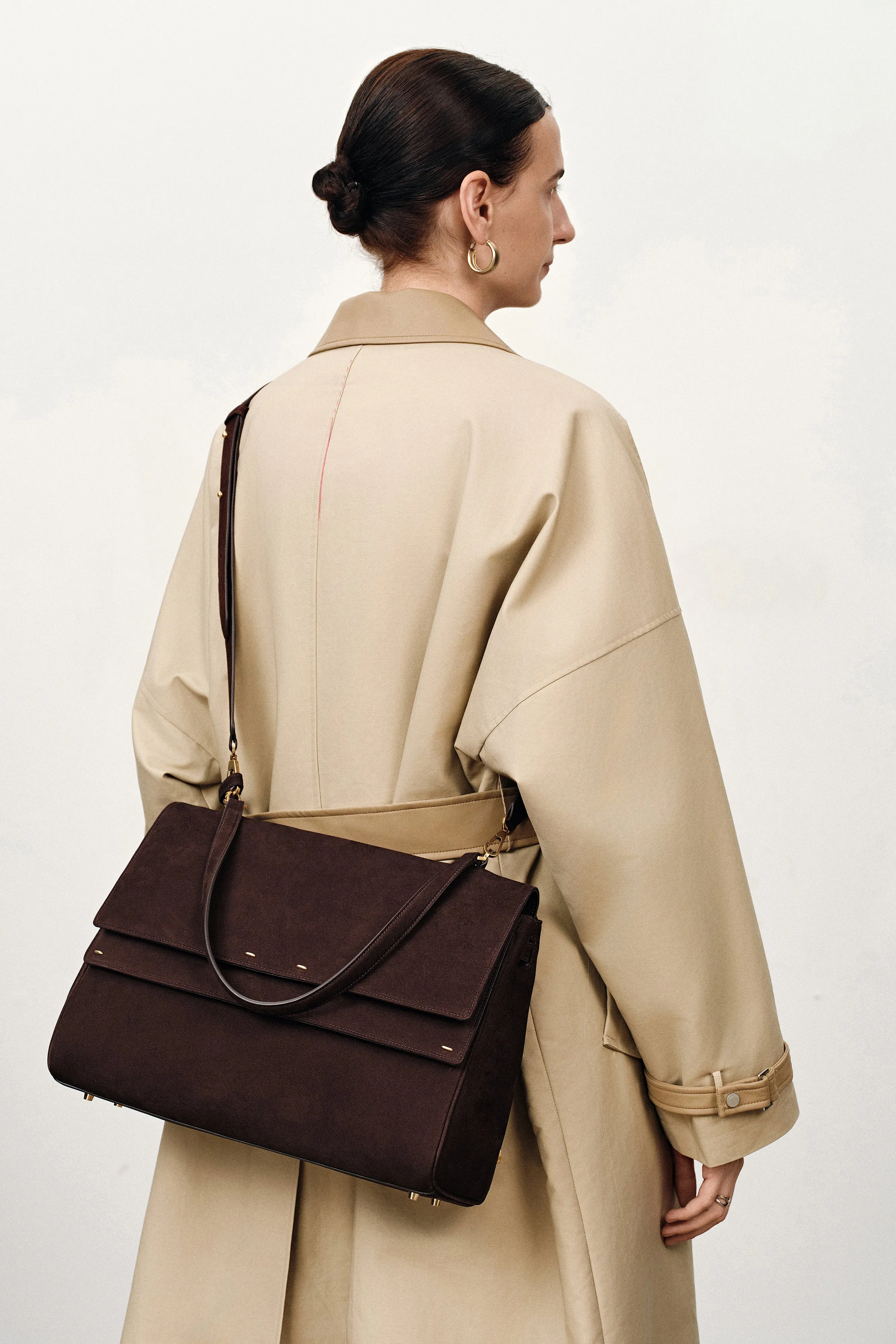 11696-rialto-double-flap-handbag-in-top-grain-nubuck-leather-1.webp