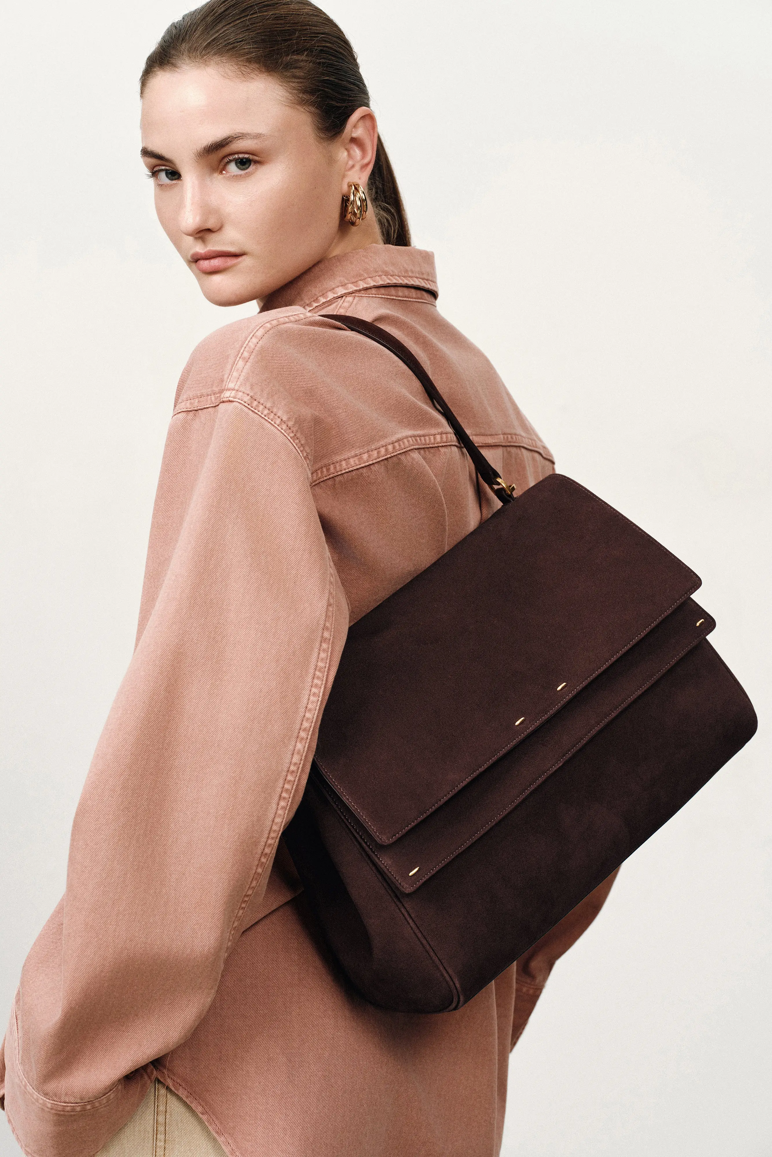 11696-rialto-double-flap-handbag-in-top-grain-nubuck-leather-1.webp