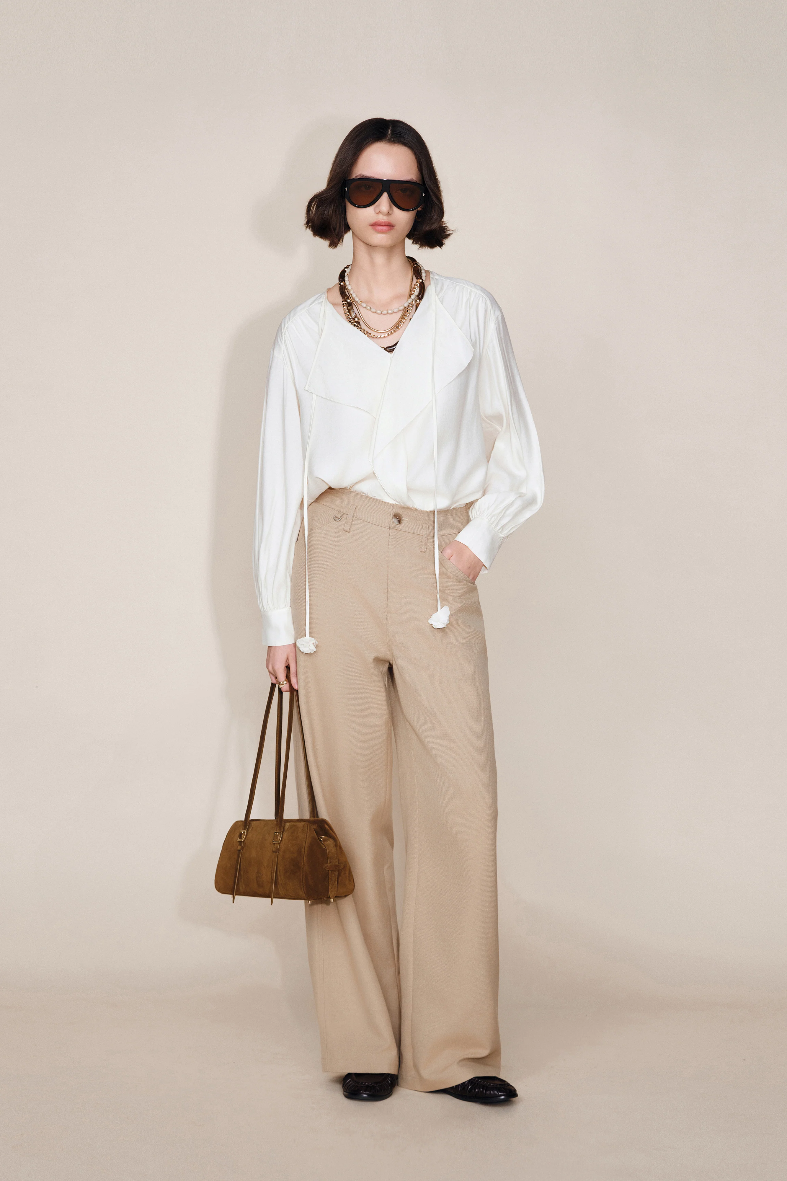 12460-monti-boston-bag-in-suede-calfskin-1.webp