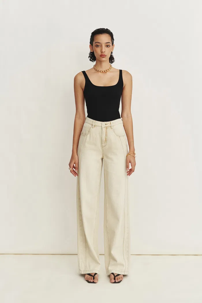 1289-liz-square-neck-body-con-sleeveless-tank-top-in-high-stretch-ribbed-knit-1.webp