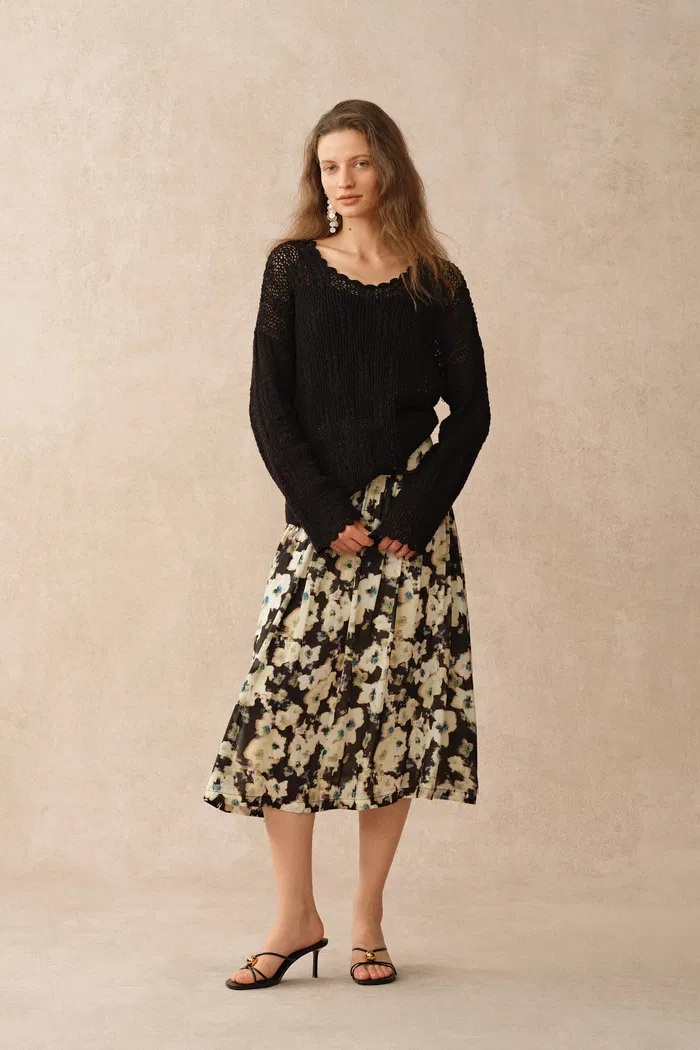 1295-livy-scalloped-neckline-cardigan-in-textured-cotton-knit-1.webp