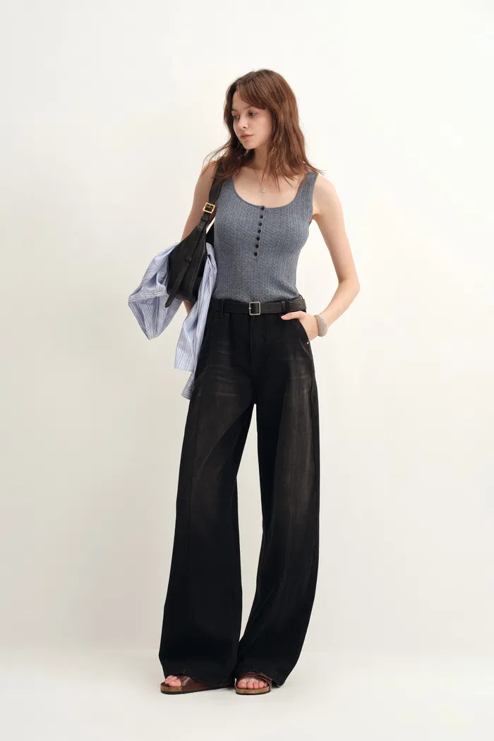 1309-anna-grey-henley-tank-top-in-merino-wool-with-stretch-1.webp