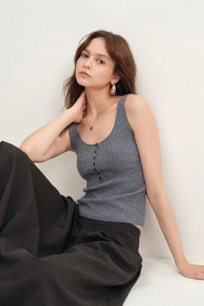 1309-anna-grey-henley-tank-top-in-merino-wool-with-stretch-1.webp