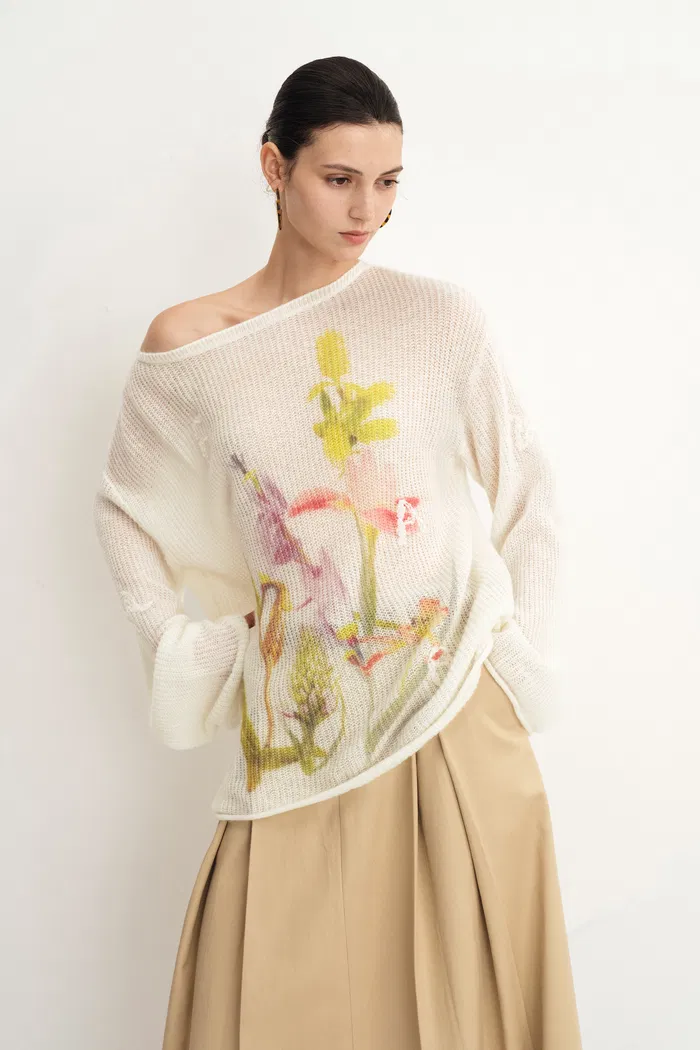1315-blair-hand-embroidered-flora-sweater-inwool-alpaca-blend-1.webp