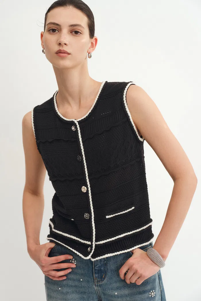1361-silvy-tweed-sleeveless-top-in-textured-cotton-1.webp