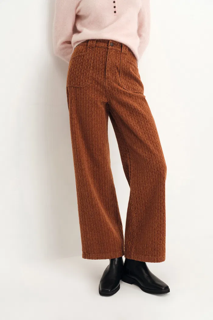 1407-kyra-geometric-texture-straight-leg-jeans-in-jacquard-denim-1.webp