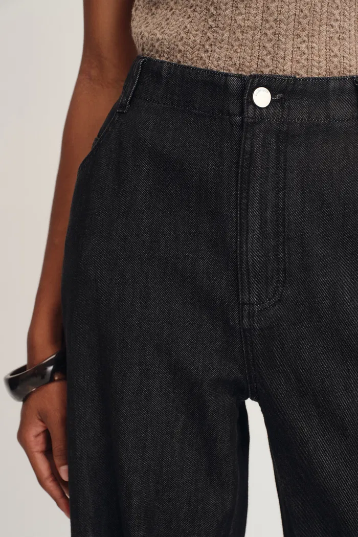 1413-solana-lightweight-wide-leg-jeans-in-cotton-denim-1.webp