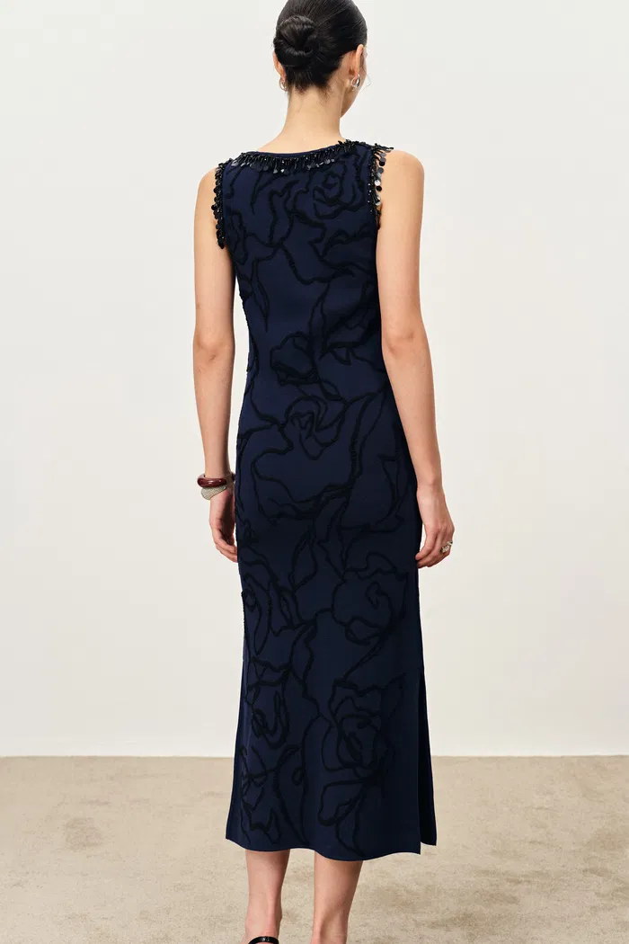 1429-stella-fringed-sleeveless-midi-dress-in-cotton-elite-yarn-knit-1.webp