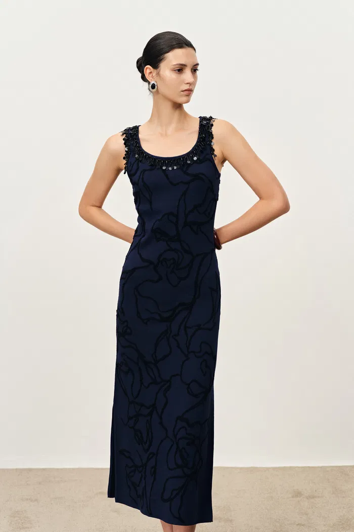 1429-stella-fringed-sleeveless-midi-dress-in-cotton-elite-yarn-knit-1.webp