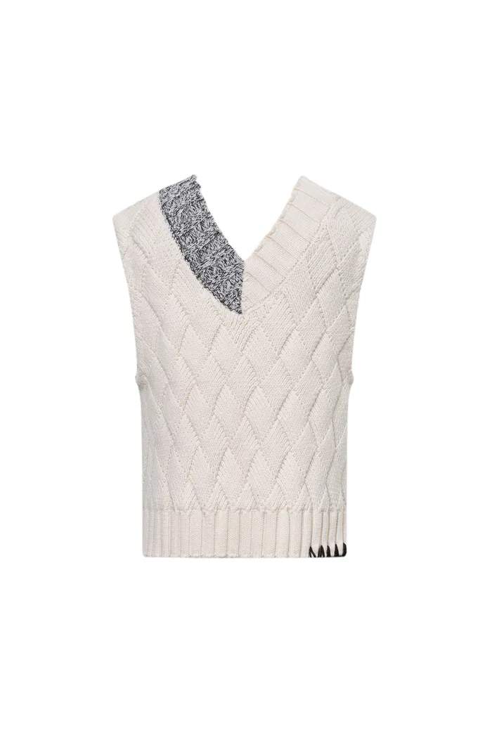 1435-coco-reversible-knit-vest-in-chunky-wool-1.webp