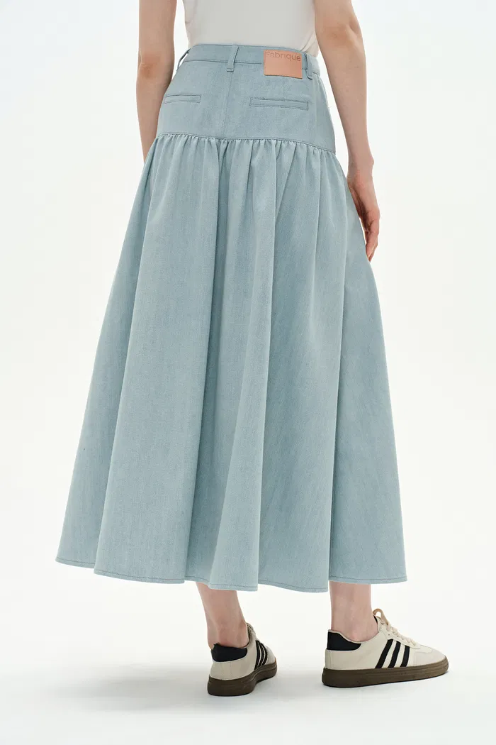 145-rose-pleated-denim-skirt-in-summer-denim-1.webp