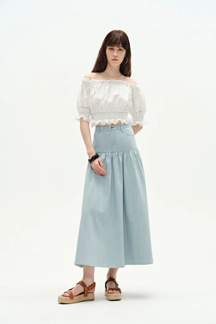 145-rose-pleated-denim-skirt-in-summer-denim-1.webp