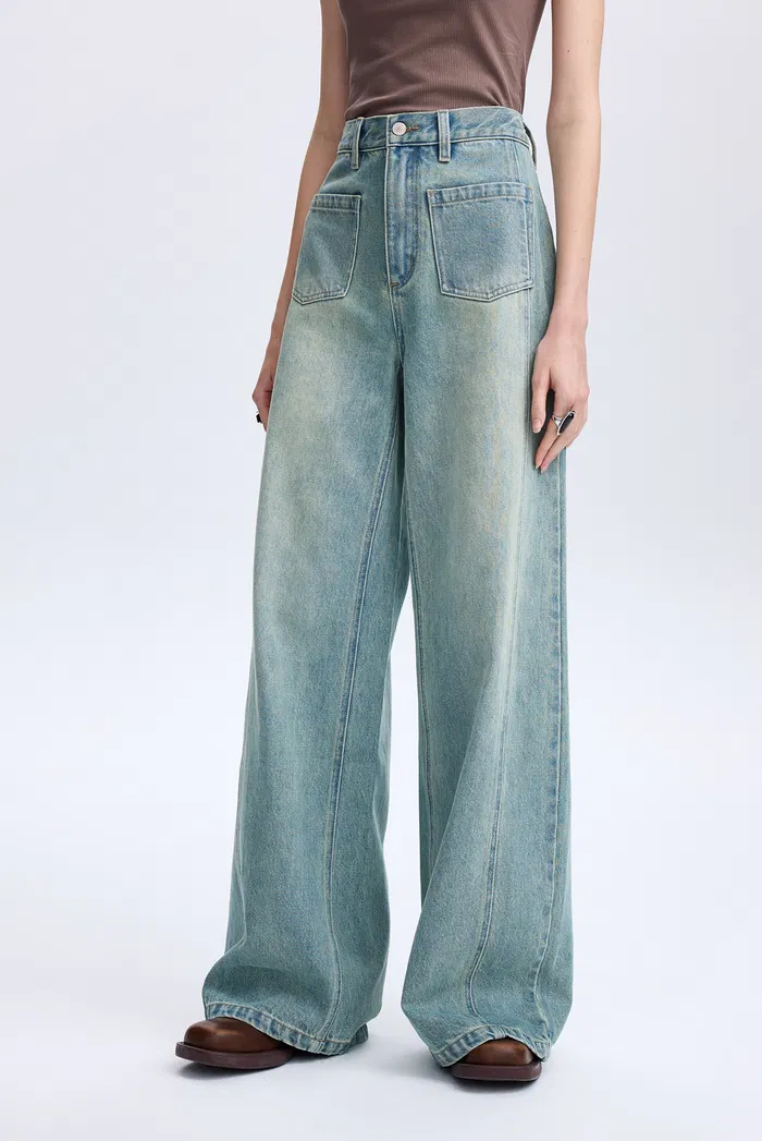 1473-cheer-patch-pocket-wide-leg-jeans-in-washed-cotton-denim-1.webp